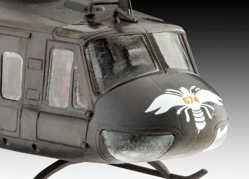 Revell 1:100 4983 Bell UH-1H Gunship