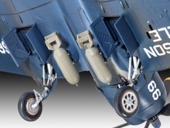 Revell 1:72 3955 F4U-4 Corsair