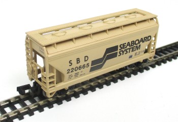Spur N US Modell Centerflow Hopper Seaboard System  (5789K)
