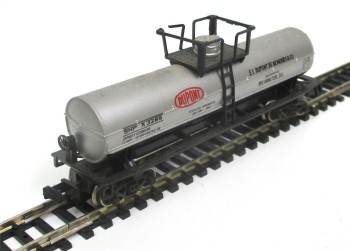 Spur N US Modell Tank Car DuPont silver (5794K)