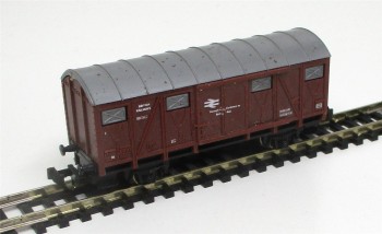 Spur N Lima 400 Gedeckter Güterwagen der BR (5750K)