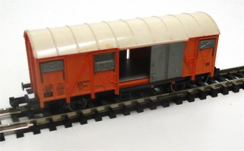 Spur N Fleischmann 8331 gedeckter Güterwagen Chiquita Bananen DB (5964k)