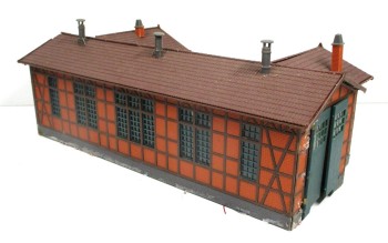 Spur H0 Lokschupp mit Servo-Torantrieb BASTLER Fertigmodell 
