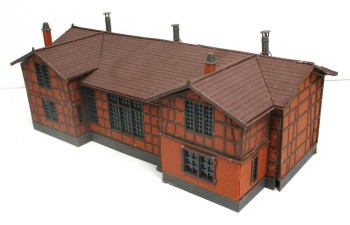 Spur H0 Lokschupp mit Servo-Torantrieb BASTLER Fertigmodell 