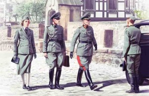 ICM 1:35 35611 WWII German Staff Personnel (4 figures)