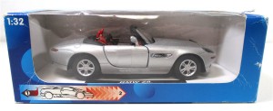 Modellauto 1:32 XToys BMW Z8 Rückziehmotor OVP (254h)