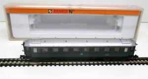 Spur N Arnold 3310 Personenwagen Eilzugwagen 1.KL  DB OVP  (5711K)