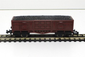 Spur N Lima 404 Hochbordwagen Kohlenladung (herausnehbar) (5751K)